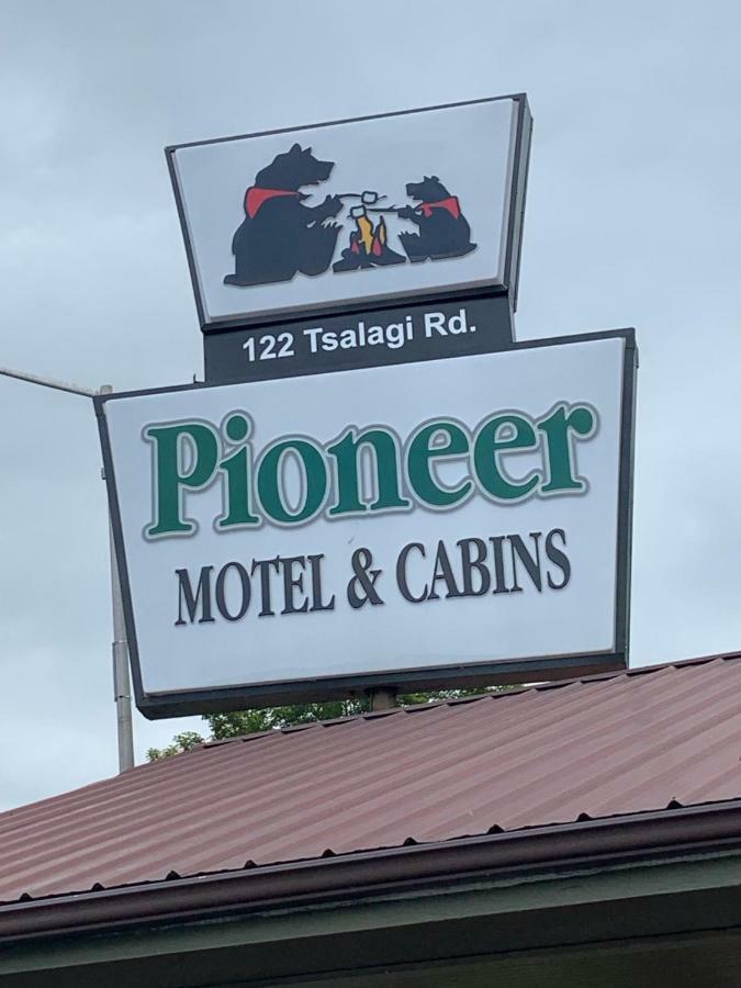 Pioneer Motel And Cabins Cherokee Exterior photo